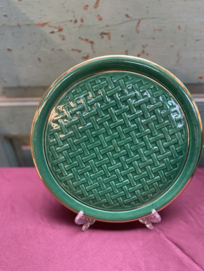 Groene Taartschaal Met Geweven Bamboe Afbeelding 3