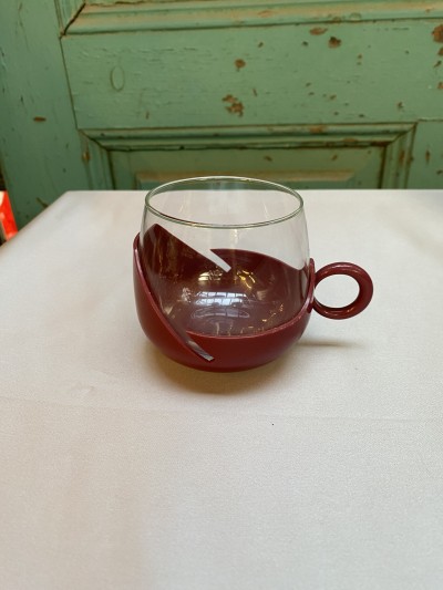 Set Vintage Theeglazen In Kunstof Paarse Houder Afbeelding 2